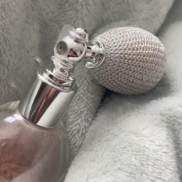 Trendy Highlighter Glitter Powder Spray Makeup - Picture 5 of 5